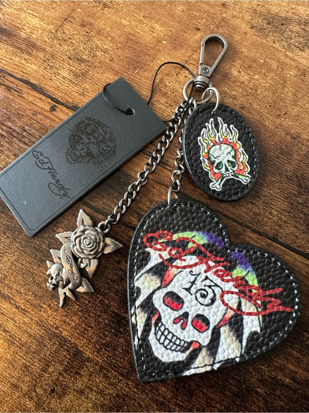 Ed Hardy Black Skull Keychain Bag Charm w/ Faux Leather Heart Metal Flower NWT - Picture 3 of 4